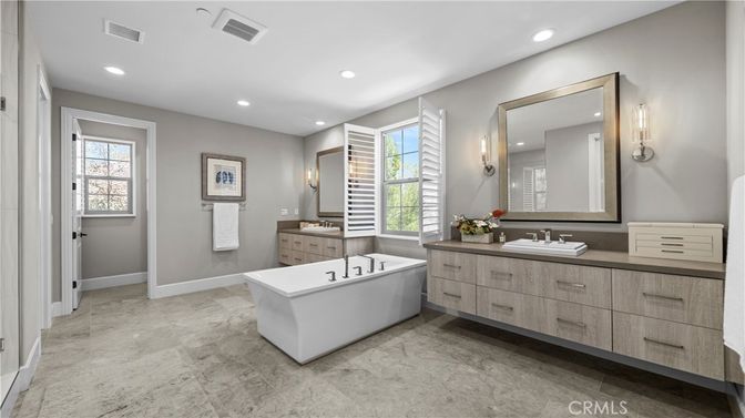 Bathroom, Dual Sink Vanities, Free Standing Baths, Interior, Recessed Lighting