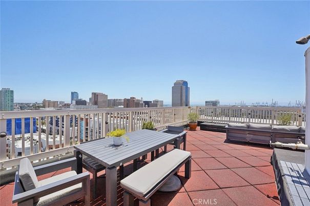 Exterior, Other, Skyline