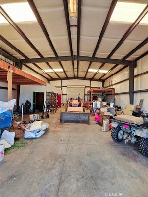Garage, Interior