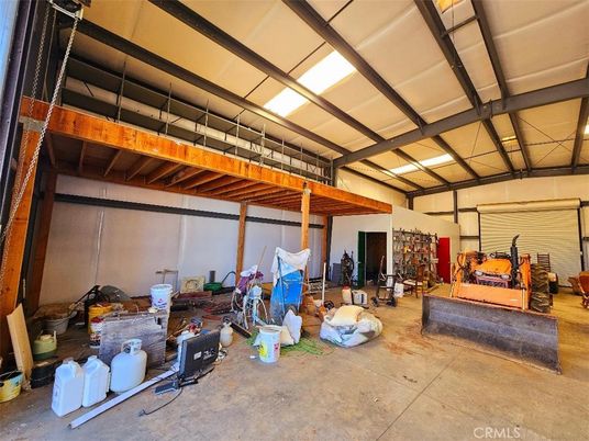 Garage, Interior