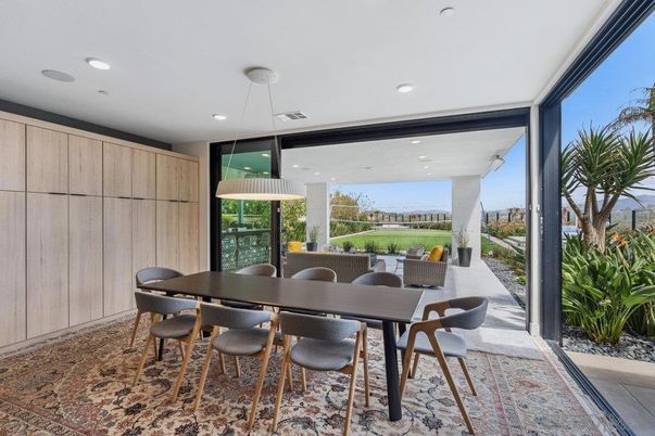 Dining room, Interior, Pendant Lights, Recessed Lighting