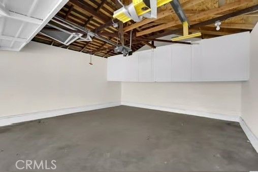 Garage, Interior, Wooden Beams