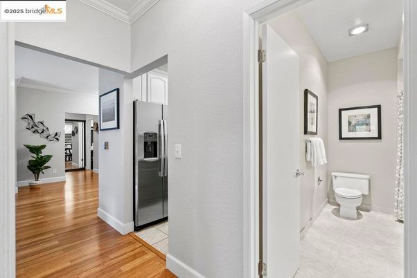 Bathroom, Interior, Recessed Lighting, Wood Texture Flooring