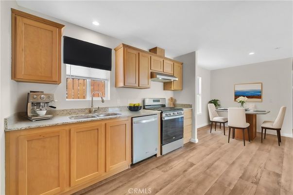 Dining room, Interior, Kitchen, Recessed Lighting, Wood Texture Flooring