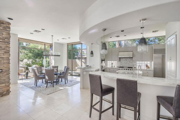Dining room, Interior, Kitchen, Pendant Lights, Recessed Lighting, Stainless Steel Appliances