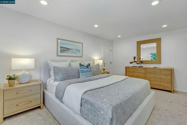 Bedroom, Interior, Recessed Lighting