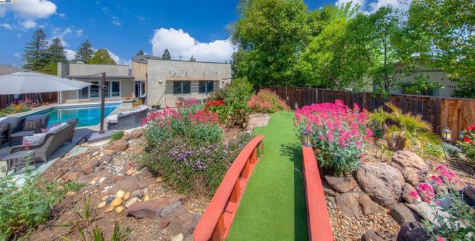 Backyard, Exterior, Pool