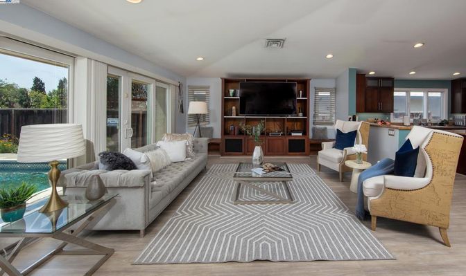 Interior, Living room, Recessed Lighting, Wood Texture Flooring