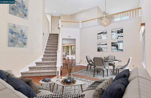 Chandelier, Dining room, Interior, Living room, Recessed Lighting, Wood Texture Flooring