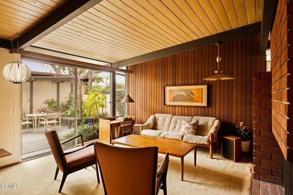 Dining room, Interior, Living room, Pendant Lights, Stone Walls, Wooden Ceilings, Wooden Walls