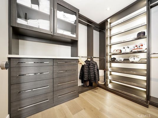 Interior, Recessed Lighting, Walk-in Closets, Wood Texture Flooring