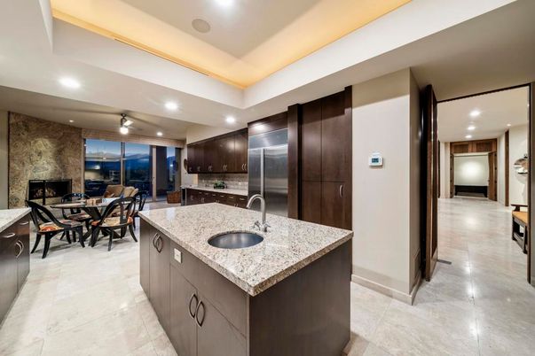 Dining room, Interior, Kitchen, Recessed Lighting, Stainless Steel Appliances