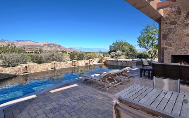 Exterior, Fireplace, Lake, Pool