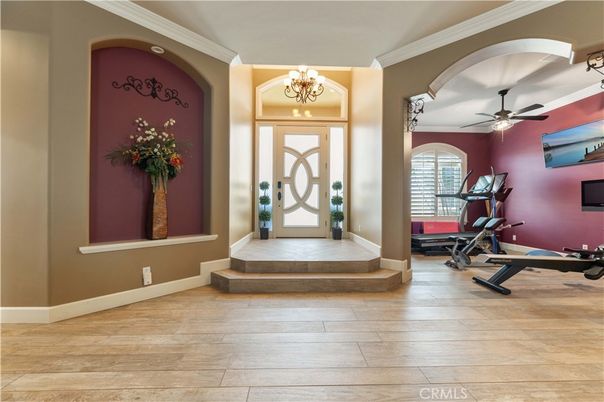 Chandelier, Fitness Equipment, Interior, Wood Texture Flooring