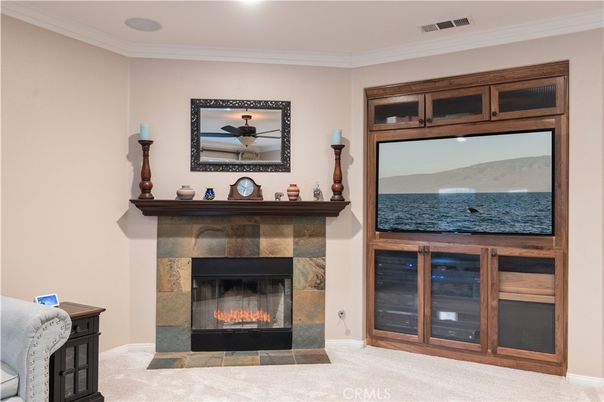 Fireplace, Interior, Recessed Lighting
