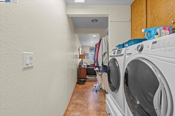Interior, Recessed Lighting, Washer