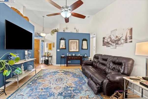 Interior, Living room, Pendant Lights, Wood Texture Flooring