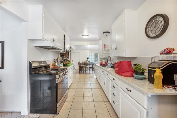 Dining room, Interior, Kitchen, Stainless Steel Appliances