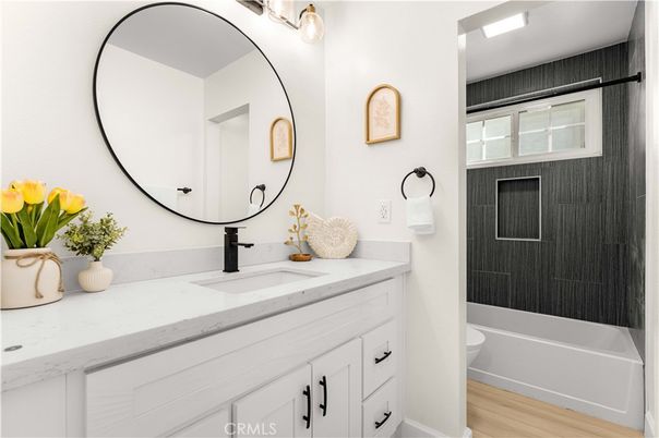 Bathroom, Dual Sink Vanities, Interior, Wood Texture Flooring