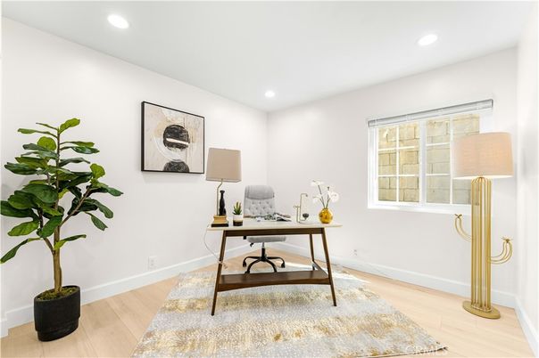Home Office, Interior, Recessed Lighting, Wood Texture Flooring
