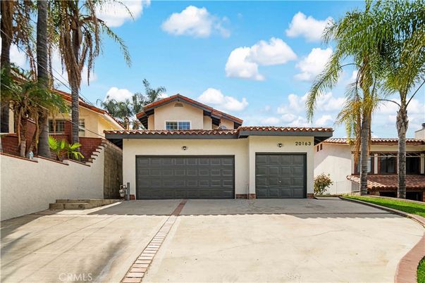 Attached, Exterior, Facade, Spanish Mediterranean
