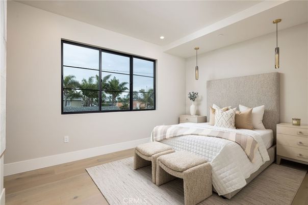 Bedroom, Interior, Pendant Lights, Recessed Lighting, Wood Texture Flooring