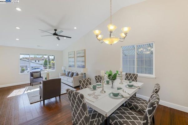 Chandelier, Dining room, Interior, Living room, Recessed Lighting, Wood Texture Flooring