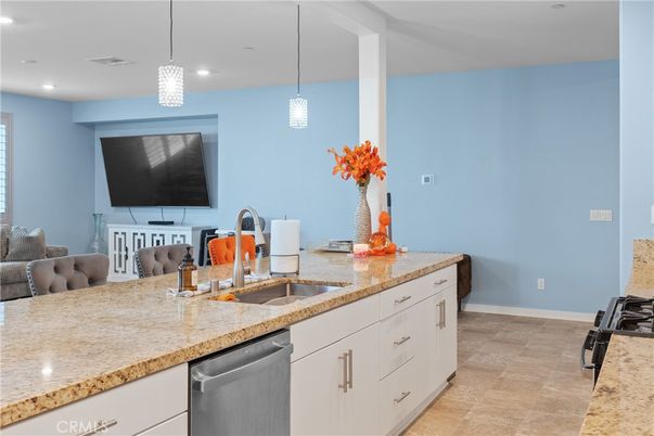 Interior, Kitchen, Pendant Lights, Recessed Lighting, Stainless Steel Appliances