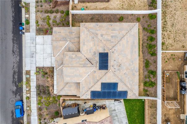 Exterior, Drone