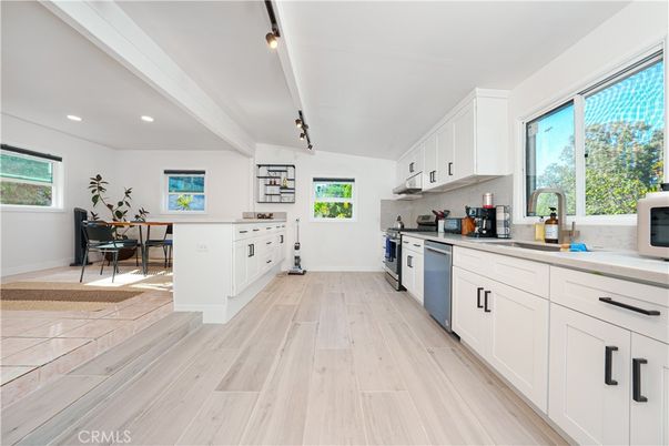 Dining room, Interior, Kitchen, Recessed Lighting, Wood Texture Flooring