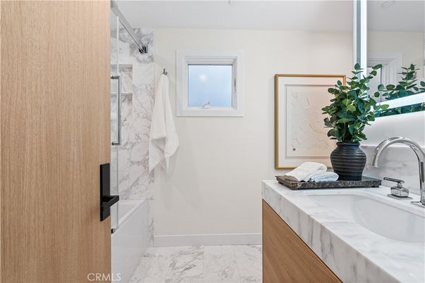 Bathroom, Interior, Marble, Marble Walls