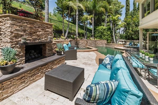Exterior, Fireplace, Pool