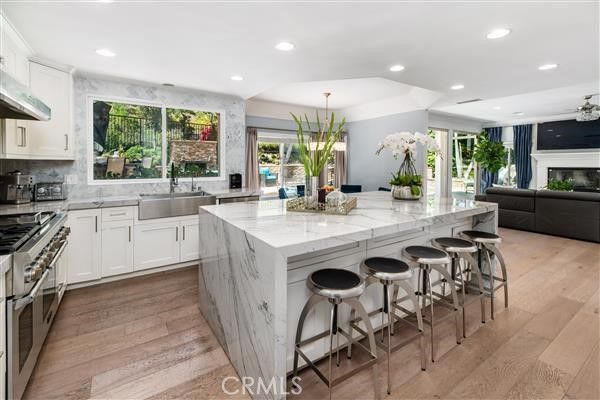 Interior, Kitchen, Living room, Recessed Lighting, Stainless Steel Appliances, Wood Texture Flooring