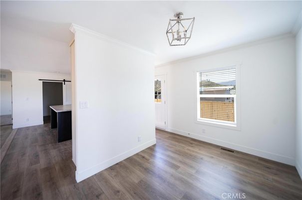 Empty room, Interior, Pendant Lights, Wood Texture Flooring