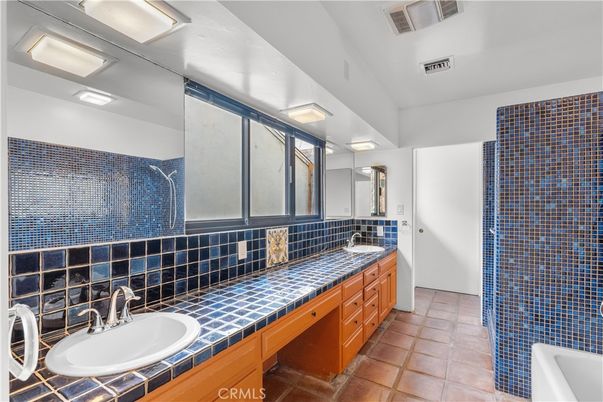 Bathroom, Dual Sink Vanities, Interior, Tile Countertops