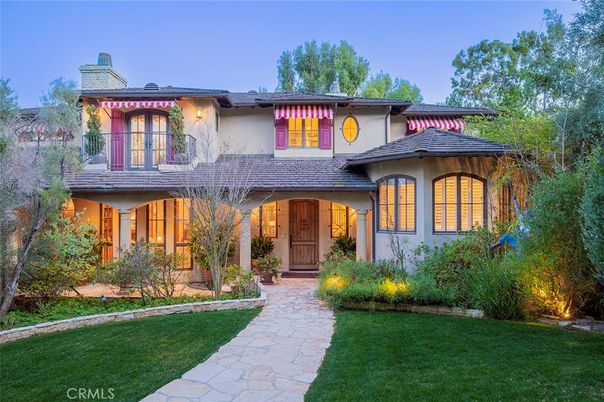 Backyard, Exterior, Facade, Mediterranean