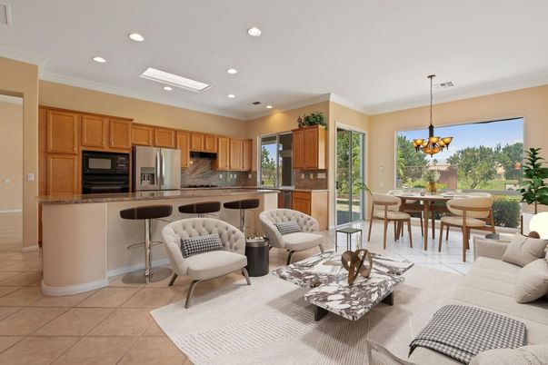 Chandelier, Dining room, Interior, Kitchen, Living room, Recessed Lighting, Stainless Steel Appliances