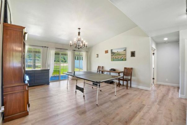 Chandelier, Dining room, Game Room, Interior, Recessed Lighting, Wood Texture Flooring