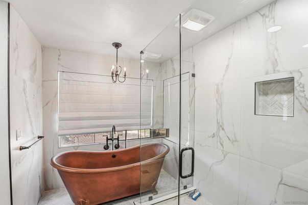 Bathroom, Free Standing Baths, Glass Shower, Interior, Marble Walls, Pendant Lights
