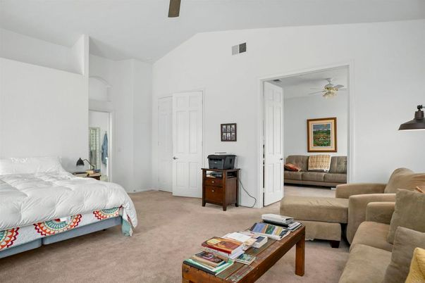Bedroom, Interior, Living room