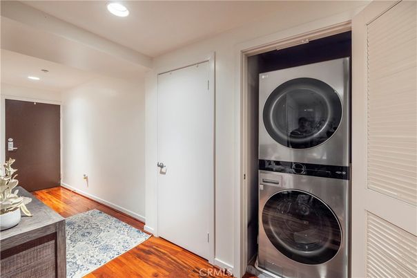 Interior, Recessed Lighting, Utility Closets, Washer, Wood Texture Flooring