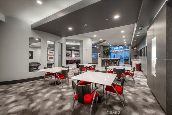 Dining room, Interior, Recessed Lighting