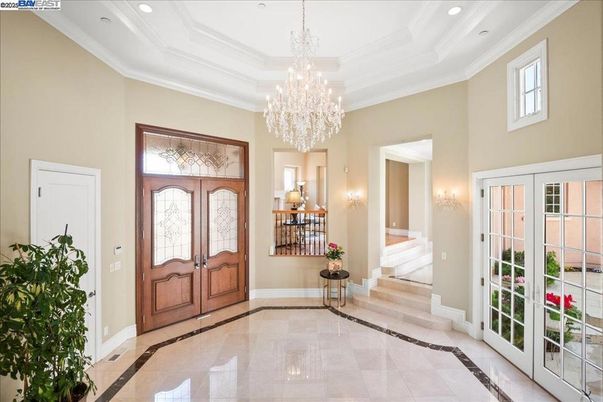 Chandelier, Interior, Recessed Lighting