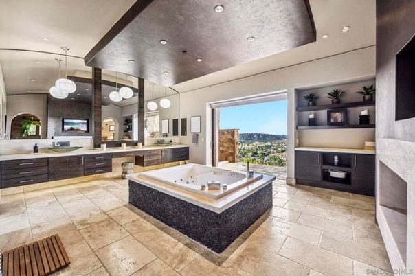 Bathroom, Interior, Pendant Lights, Recessed Lighting