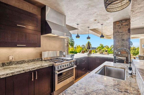 Interior, Kitchen, Pendant Lights, Stainless Steel Appliances