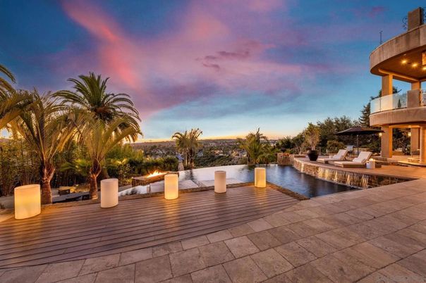 Exterior, Lake, Pool