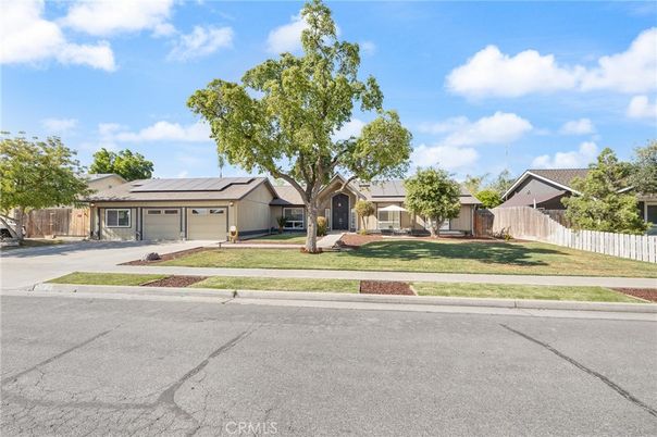 Attached, Exterior, Facade, Solar Panels, Ranch