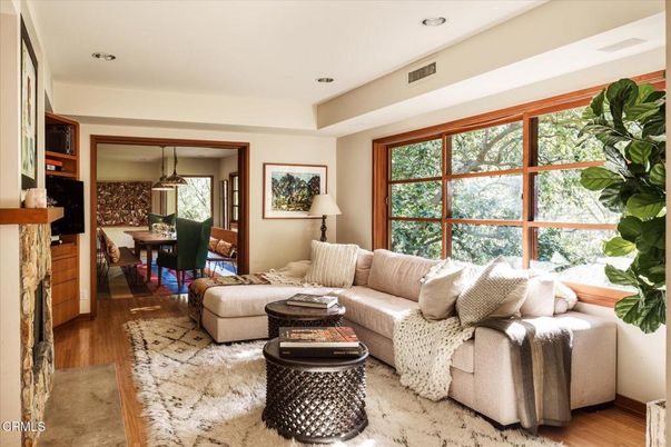 Dining room, Interior, Living room, Pendant Lights, Recessed Lighting, Wood Texture Flooring