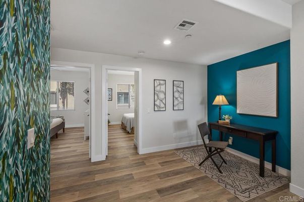 Home Office, Interior, Recessed Lighting, Wood Texture Flooring