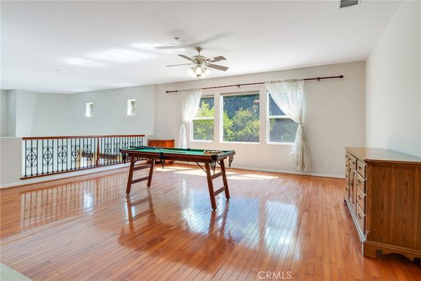 Billiard Table, Game Room, Interior, Wood Texture Flooring